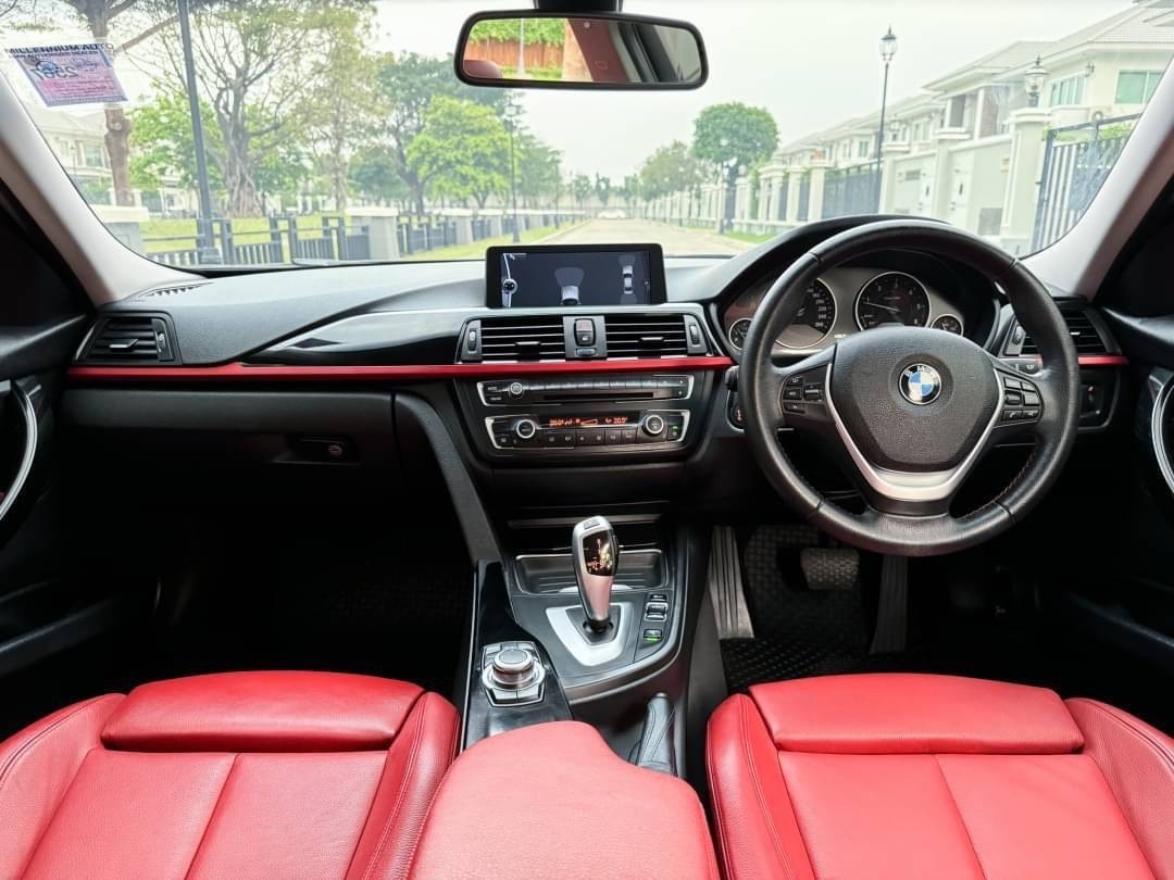 BMW 320d Sport F30 ปี 2012