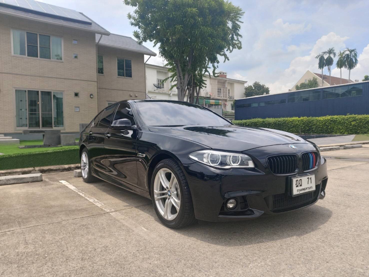 BMW 525d F10 2.0 LCI M-SPORT เครื่องยนต์ดีเซล ปี2015
