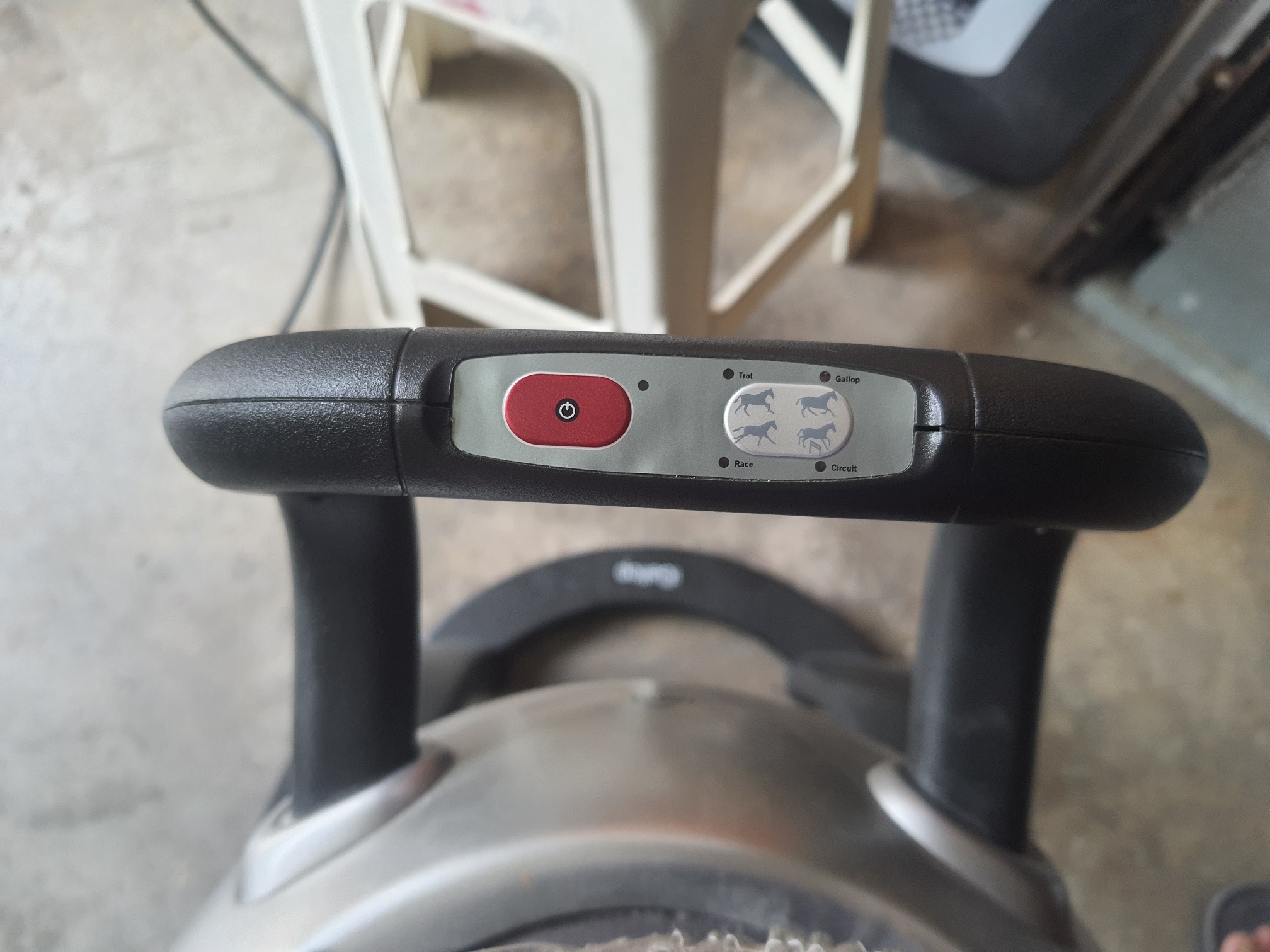 ซ่อมเครื่องออกกำลังกายม้าโยก ยี่ห้อ iGallop รุ่น OS-8500 อาการเครื่องไม่ทำงาน