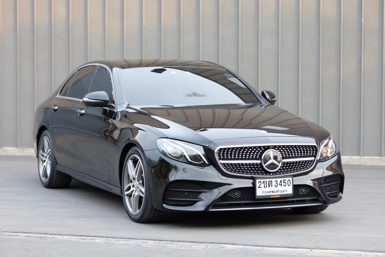 Mercedes Benz E220d AMG DYNAMIC (W213) ปี 2017
