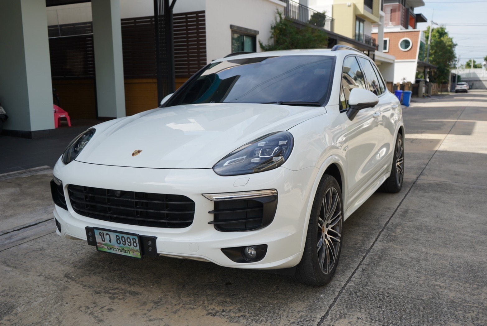 Porsche Cayenne S Plug in hybrid V6 3.0 ปี 2016