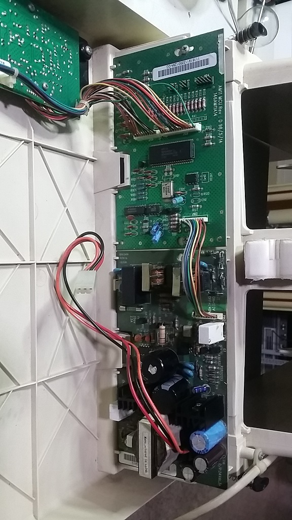 ซ่อมเครื่องฟอกอากาศ ยี่ห้อ AMWAY รุ่น E-2526 อาการเครื่องซ๊อตเปิดไม่ติด