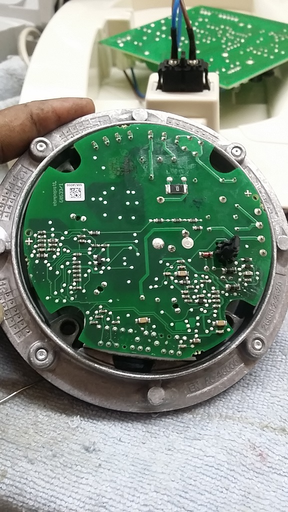 ซ่อมเครื่องฟอกอากาศ ยี่ห้อ AMWAY อาการพัดลมไม่หมุน