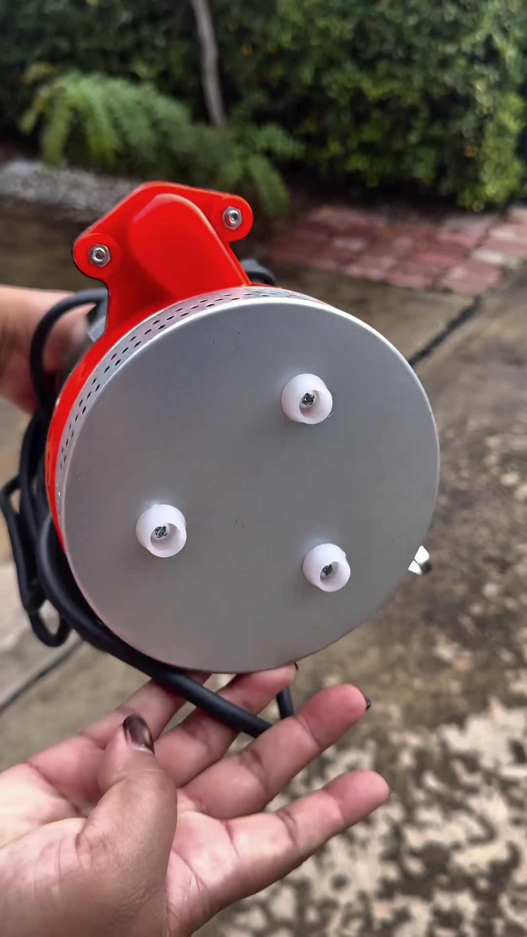 ไดโว่แบตเตอรี่ ยี่ห้อ Onsen 12V ท่อเดียว 1 นิ้ว สายไฟยาว 5 เมตร