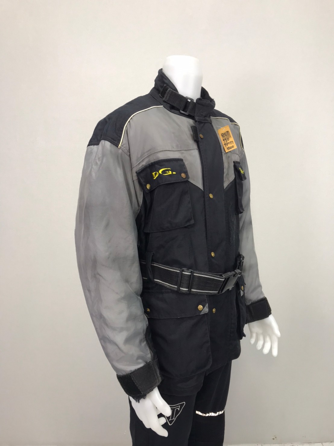 เสื้อขี่มอเตอร์ไซด์( มือสอง) RCT 930 อก 48" ยาว 29" ยี่ห้อ**DG**