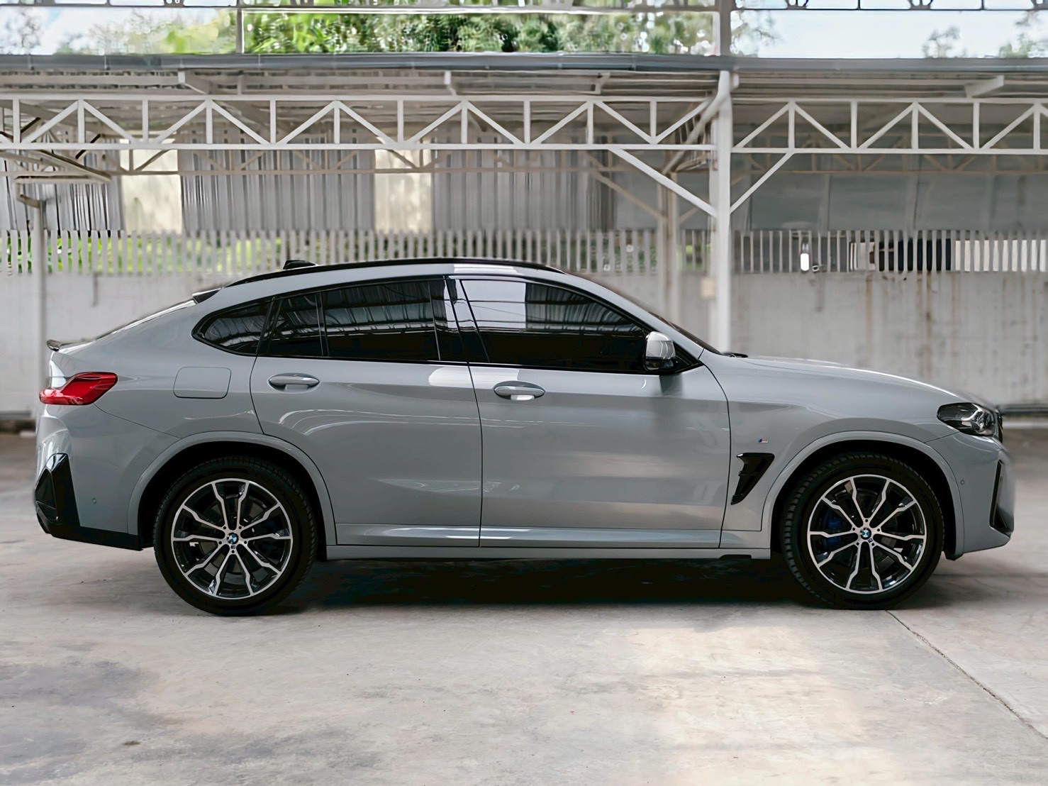 BMW X4 xDrive20d M Sport (LCI) G02 ปี 2022