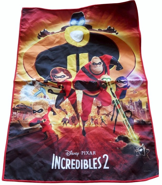 ผ้าเช็ดหน้า ผ้าเช็ด อเนกประสงค์ Disney Pixar INCREDIBLES 2 รวมเหล่ายอดคนพิทักษ์โลก จากญี่ปุ่น Size : 52 x 37 cm