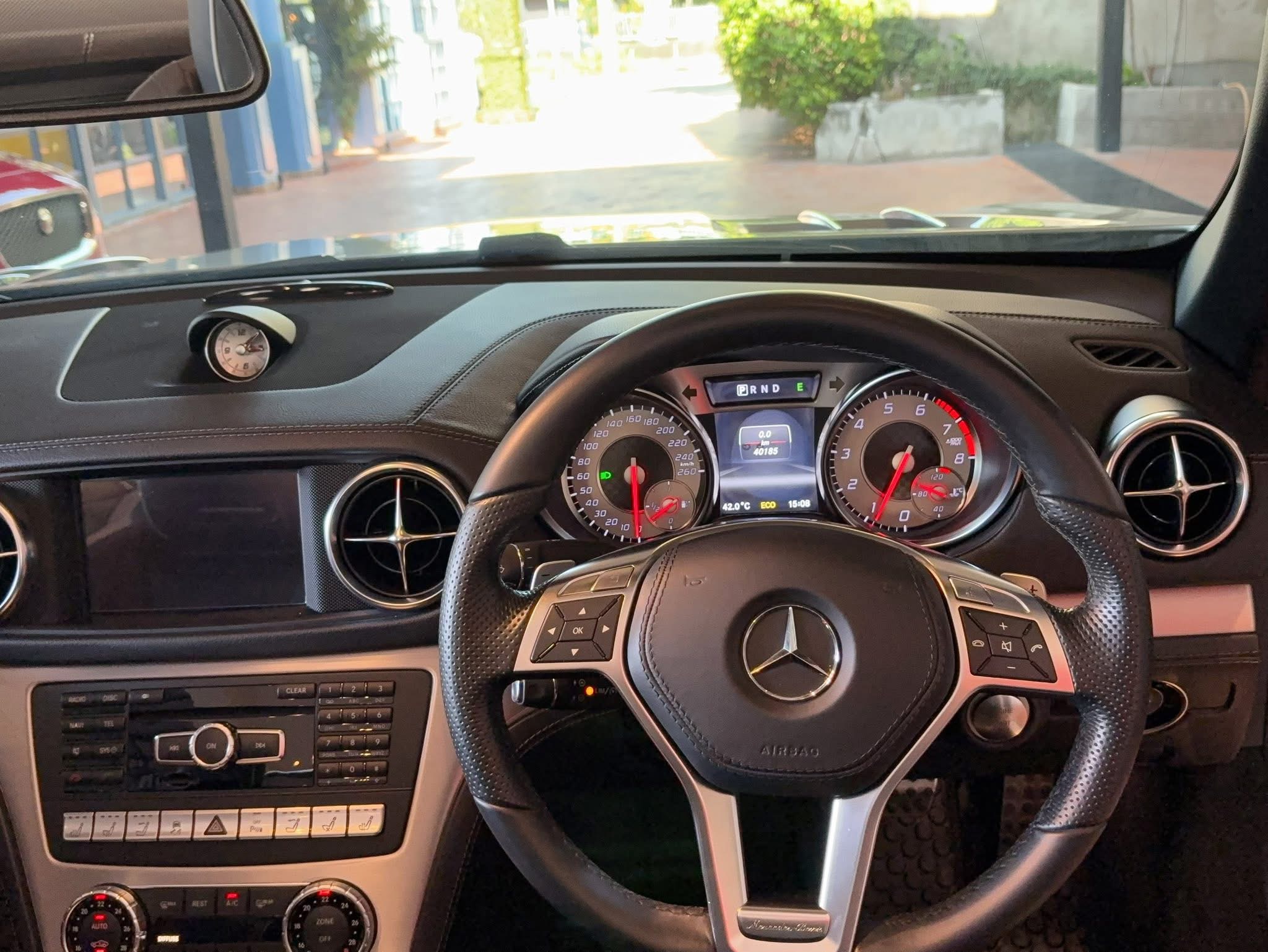 Mercedes Benz SL500 Roadster AMG R231 ปี 2014