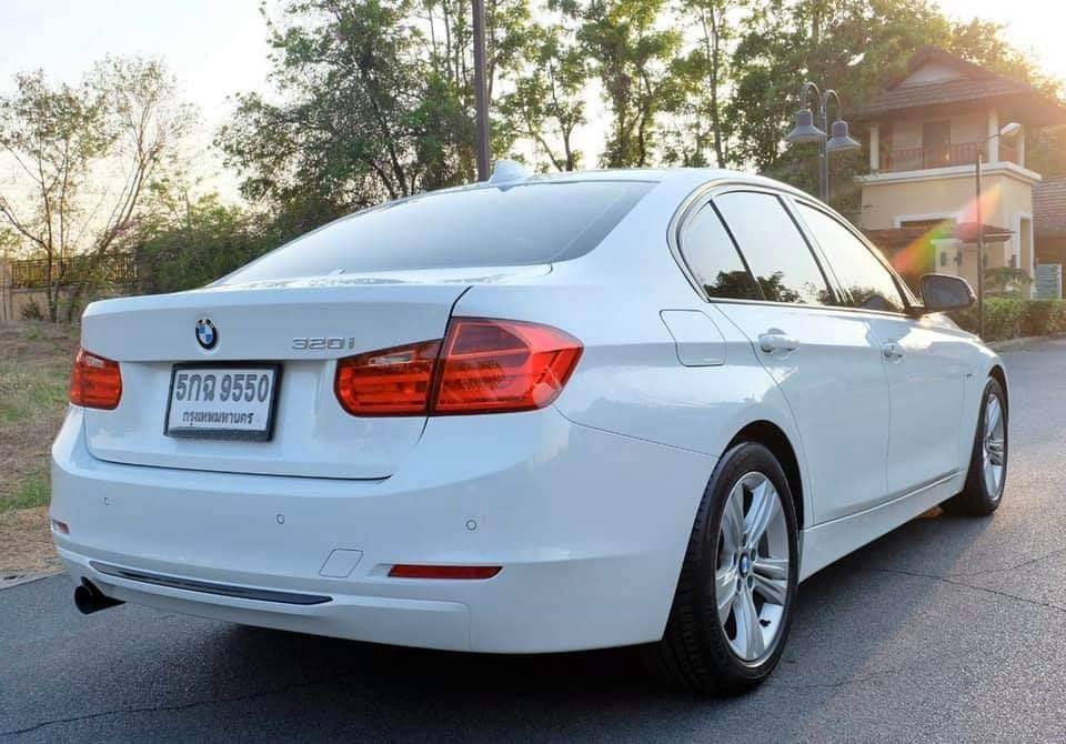 BMW F30 320I Sportline ปี 2015