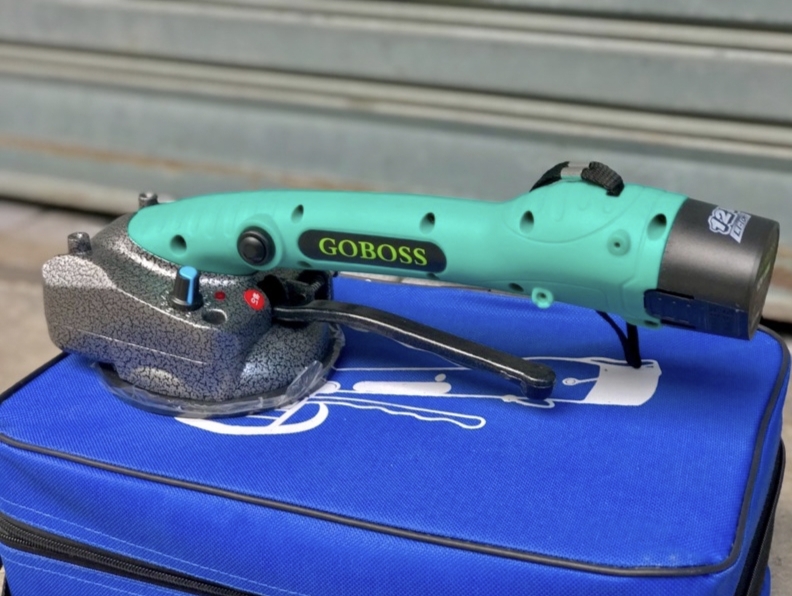 เครื่องปูกระเบื้องไร้สาย GOBOSS 12V