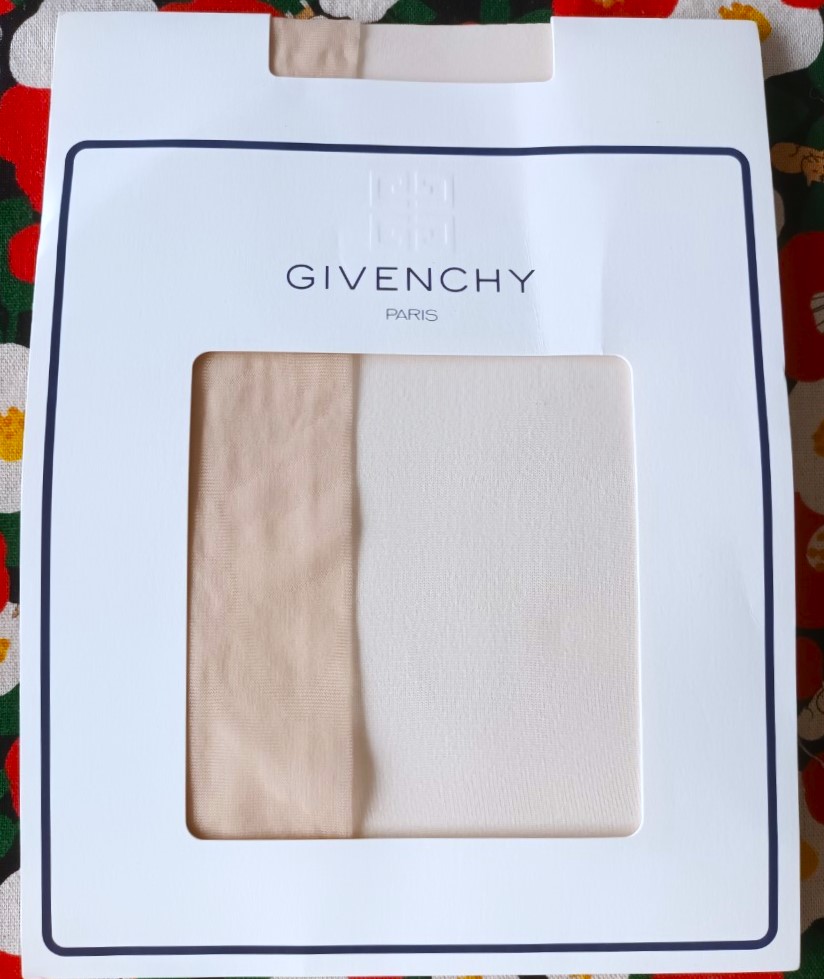 GIVENCHY PARIS ถุงน่องจากญี่ปุ่น Size : M 85-93 / 150-160 cm Col.68