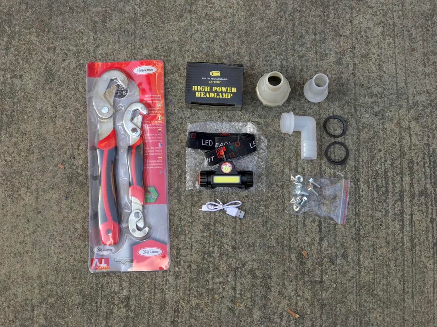 ปั๊มน้ำอัตโนมัติ Daewoo รุ่น DAEAUTO190 แถมฟรี ประแจอเนกประสงค์ และ ไฟฉายคาดหัว