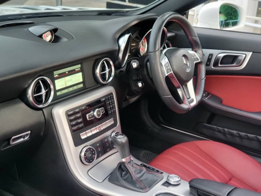 MERCEDES-BENZ SLK200 AMG Sport Roadster (R172) ปี 2017