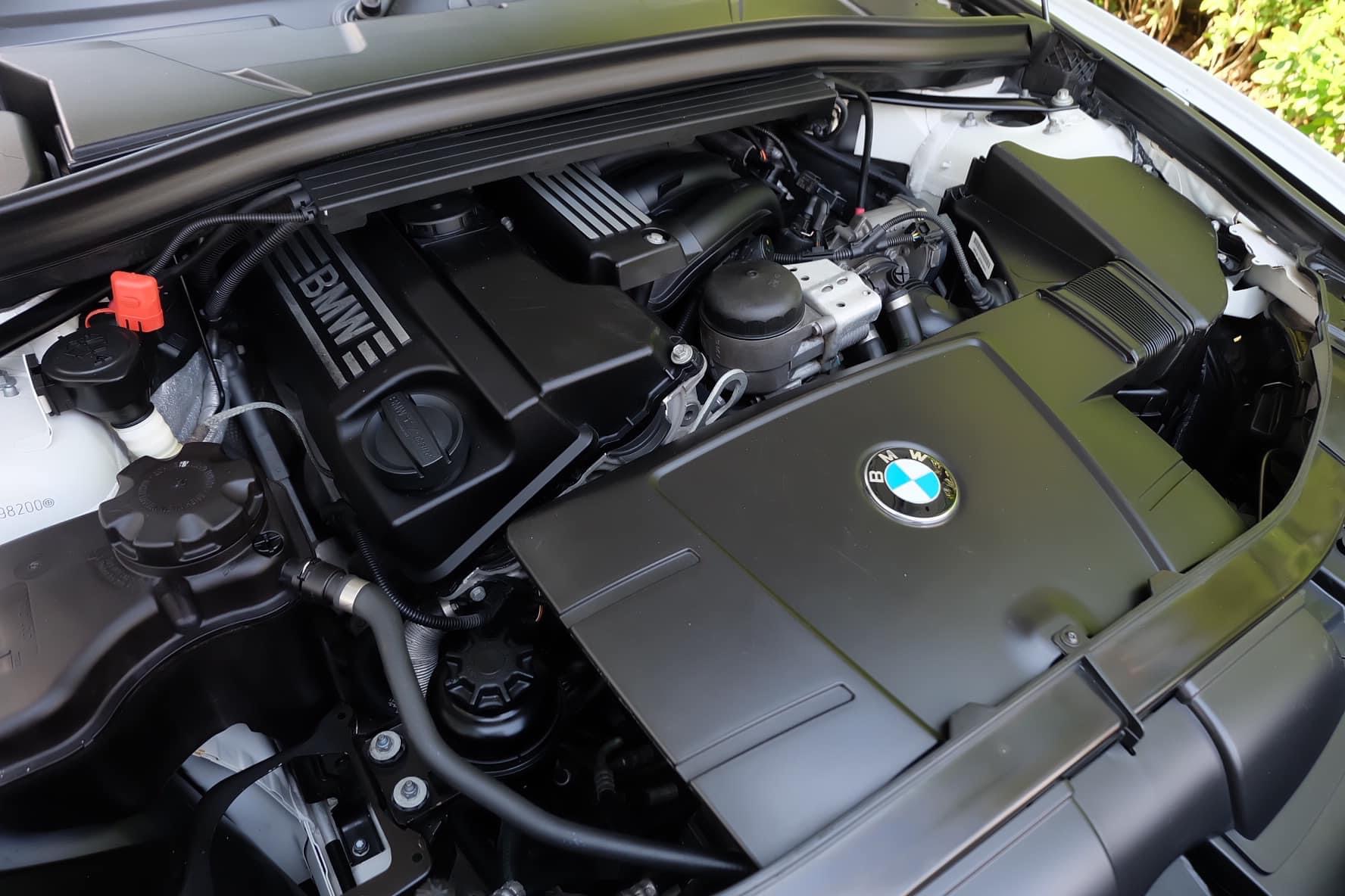 Bmw X1 SDrive 1.8i x-Line ปี 2012