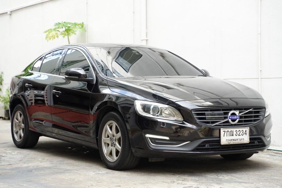 Volvo S60 D4 ปี 2018