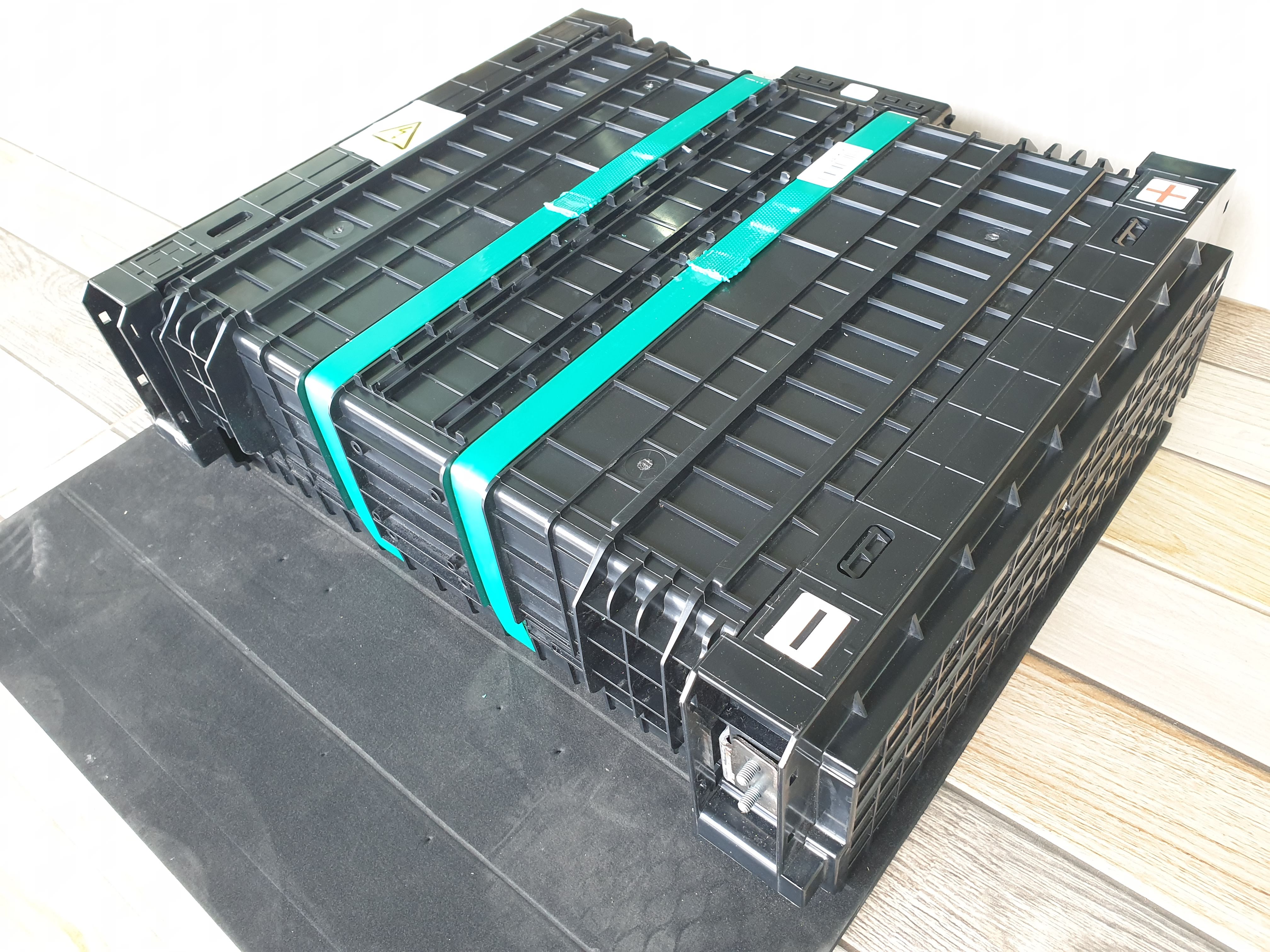 BYD lifepo4 แบตเตอรี่ลิเทียมฟอสเฟส 24v 100Ah