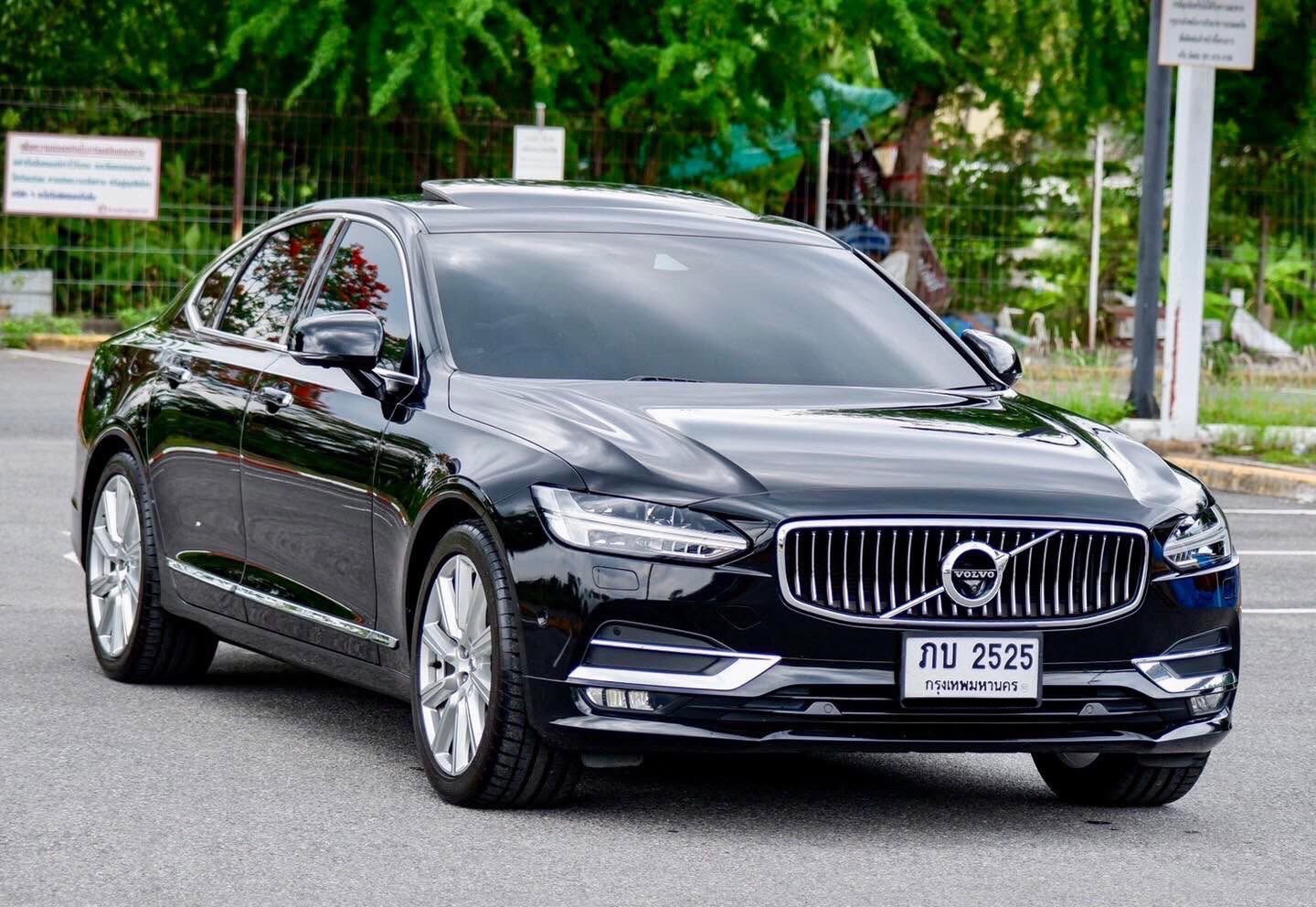 Volvo S90 D4 Inscription ปี 2018