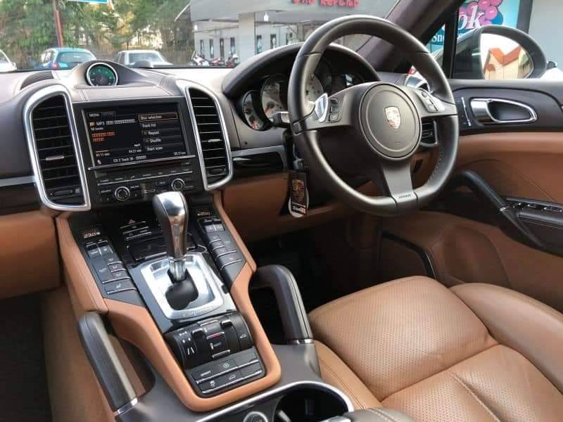 PORSCHE DIESEL 3.0 V6 ปี 2013 **ขายดาวน์**