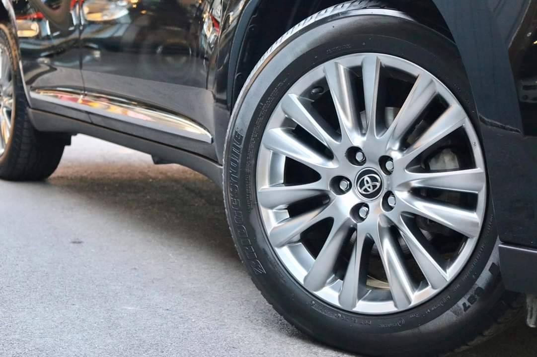 Toyota Harrier 2.0 Premium ปี 2015