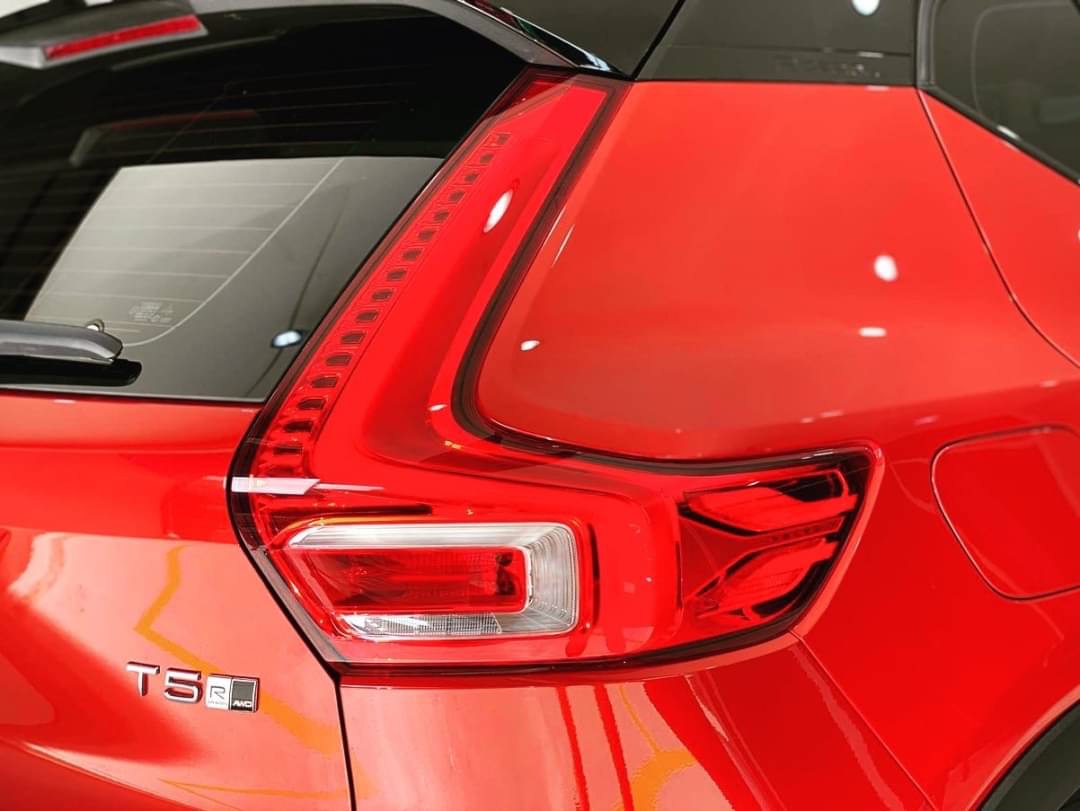 Volvo XC40 T5 R-Design AWD 2.0 เทอร์โบคู่ ปี 2019