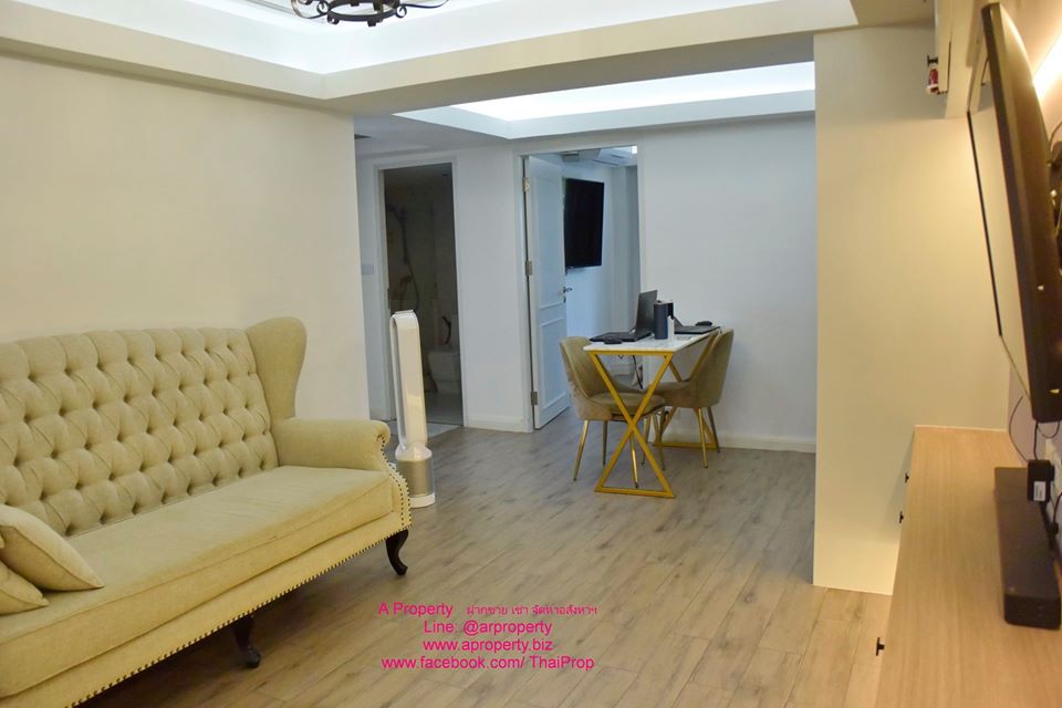 ขาย Century Park Condo 2 ห้องนอน