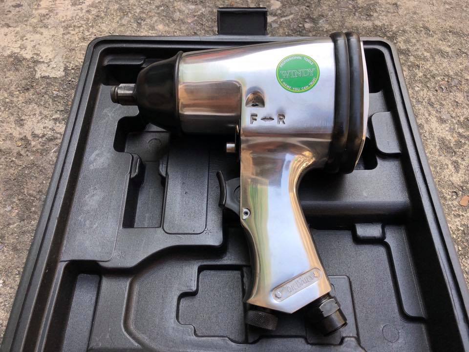 ชุดบล็อกลม ยี่ห้อ WINDY 1/2" 4 หุน