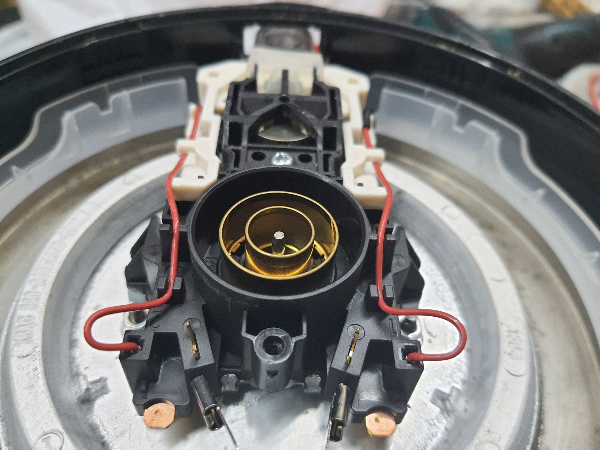 ซ่อมกาต้มน้ำร้อนไฟฟ้า ยี่ห้อ SEVERIN อาการไม่ร้อน