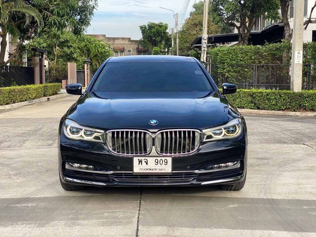 BMW 740LI สีดำ ปี 2016