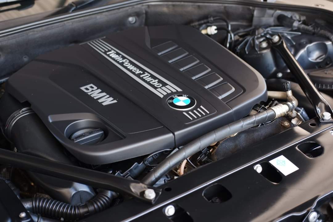 BMW 730Ld LCi Diesel 3,000 cc 6สูบ Twin turbo ปี 2014