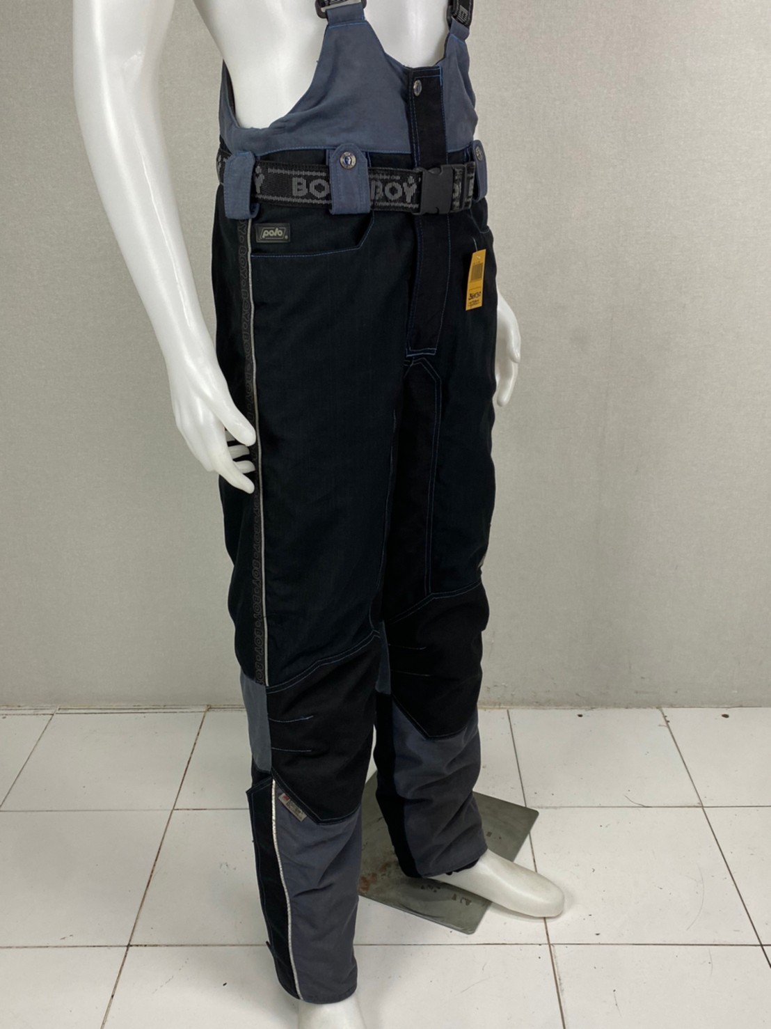 ชุดสำหรับขี่มอเตอร์ไซด์ ( มือสอง ) SET 008 ชุดทัวริ่ง เสื้อการ์ด + กางเกง ยี่ห้อ* ** BOY***