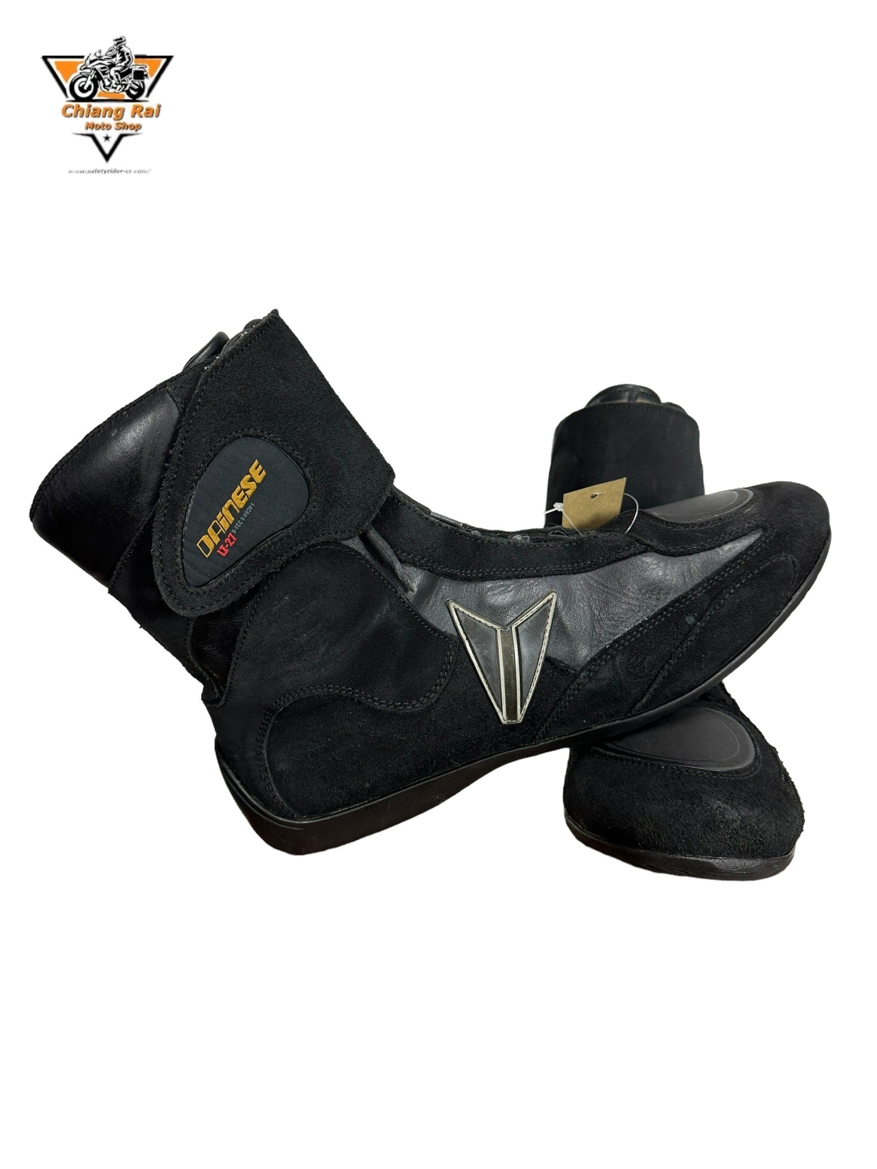 รองเท้าขี่มอเตอร์ไซด์( มือสอง) RCBS-595 Size ขนาดจากป้าย 45:EUR / 10:UK / 27.9:Cm.(dainese)