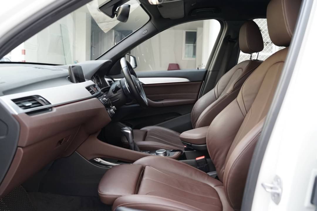 BMW X1 sDrive 20d M Sport ปี 2020 จดทะเบียน 2021