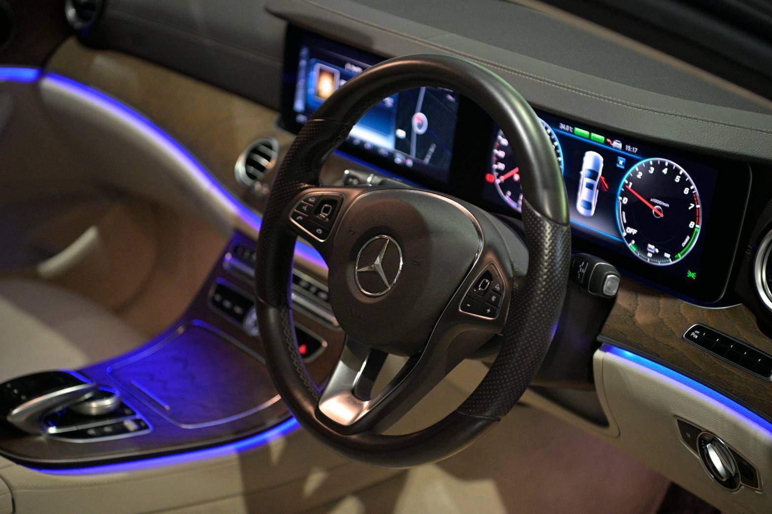 Mercedes-Benz E350e Exclusive ปี 2018