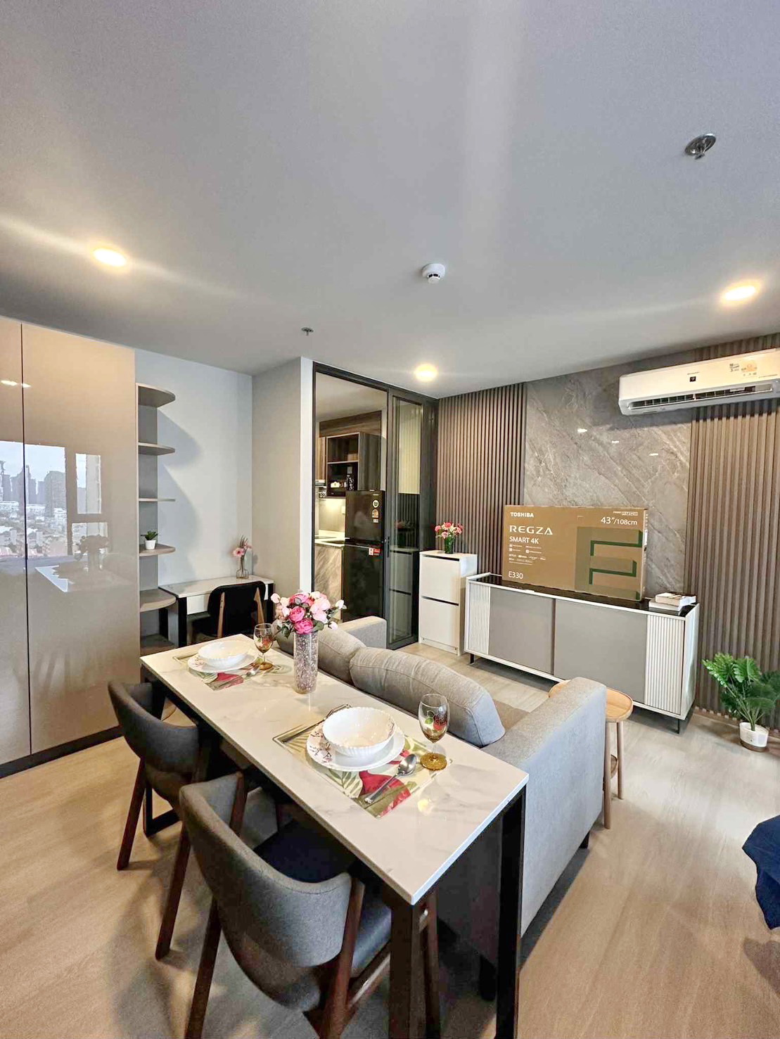 Aspire Onnut Station (200 meters from Onnut BTS station)