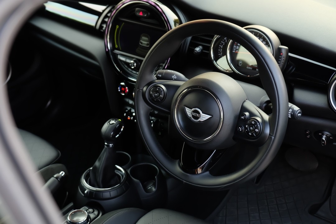 Mini F56 Hatch 3-Door Cooper S ปี 2015