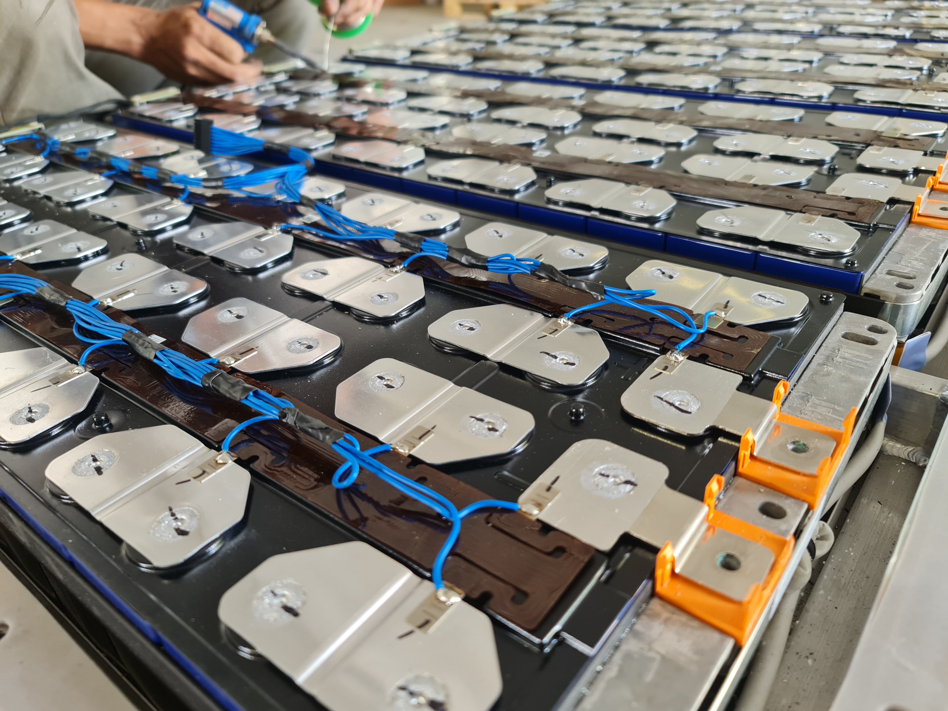 แบตเตอรี่ลิเทียม 350v 32kw ประกอบตามสั่ง ระบบ HV