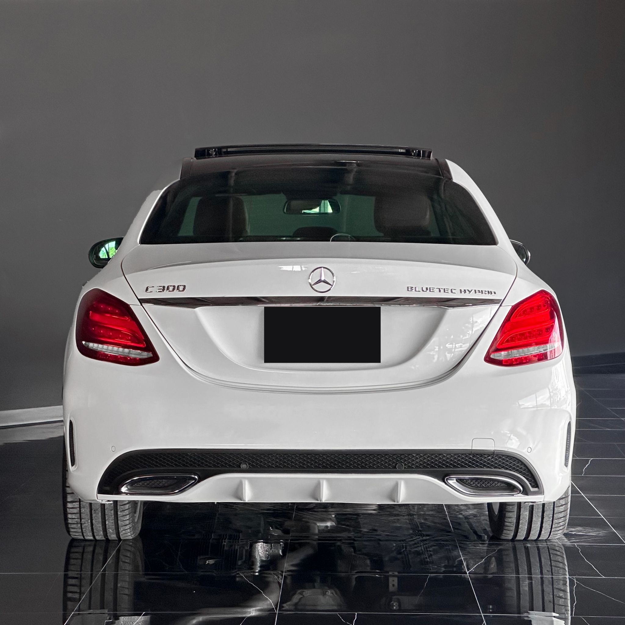 Mercedes Benz C300 Bluetec hybrid AMG Dynamic ปี 2015