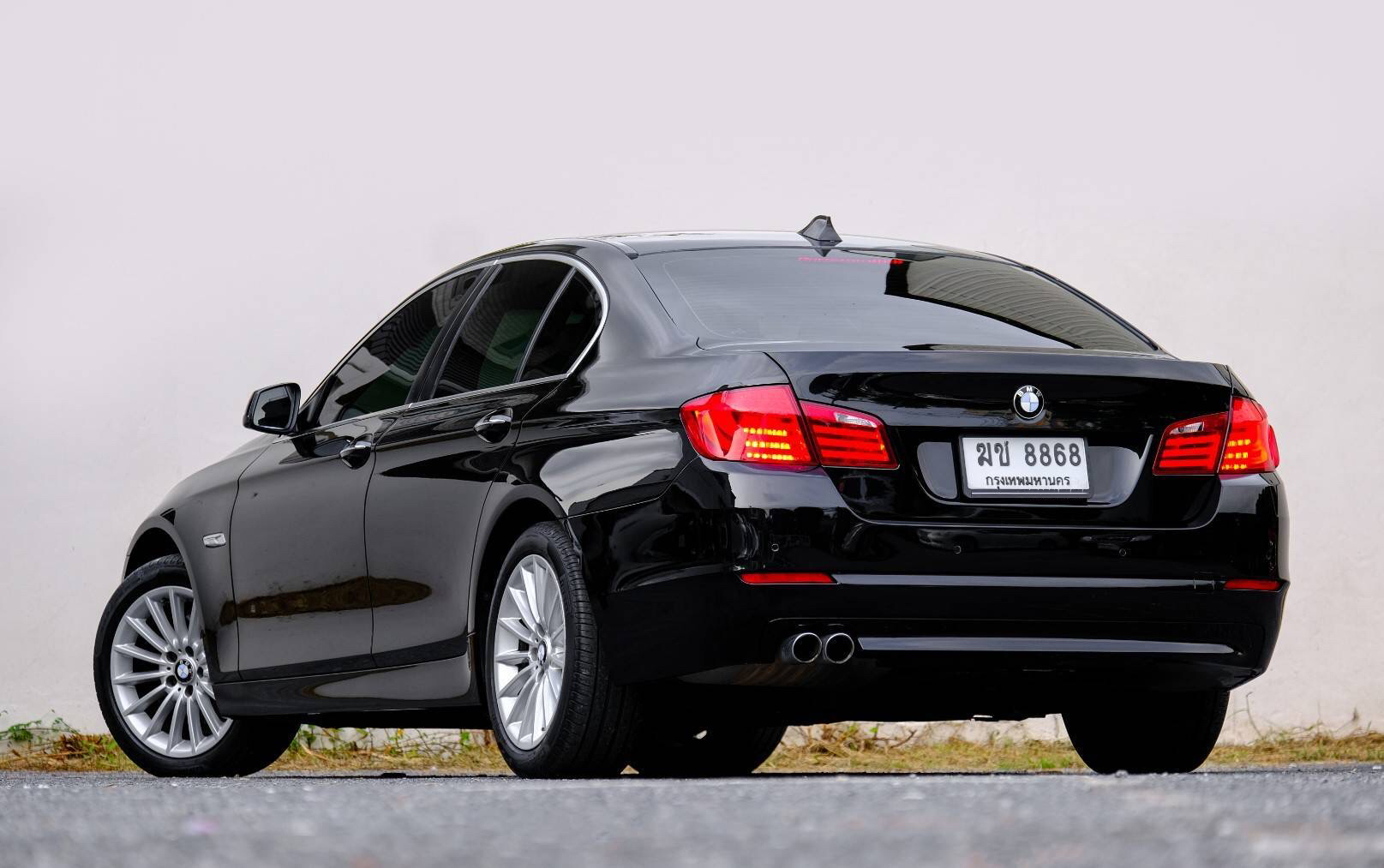 BMW 523i โฉม F10 ปี 2012