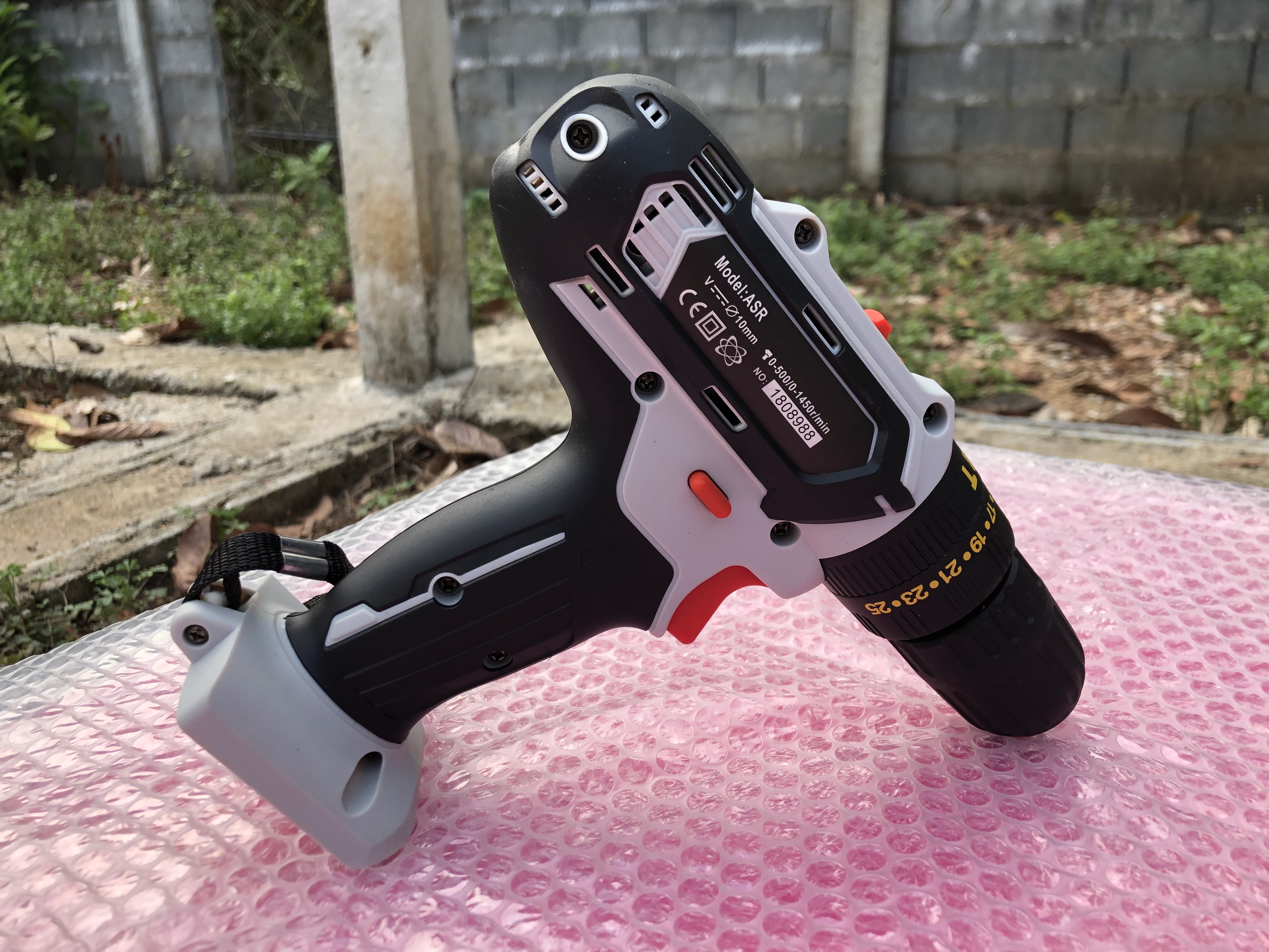 ตัวเครื่องสว่านไร้สาย 3 ระบบ ยี่ห้อ STR