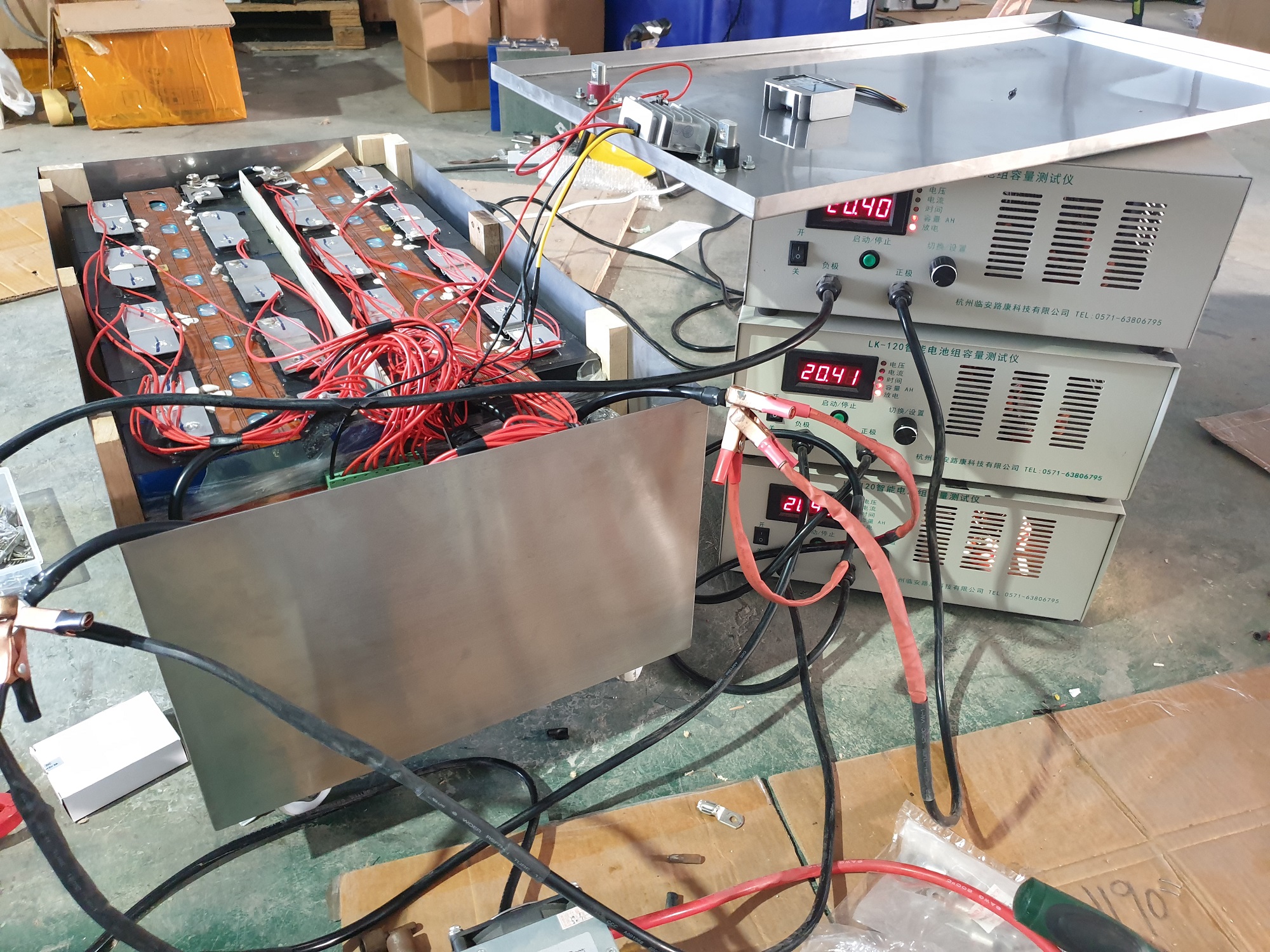 แบตเตอรี่สำหรับรถโฟล์คลิฟไฟฟ้าประกอบตามสั่ง 48v 240Ah ใช้แทนแห้งเดิมที่ 470Ah