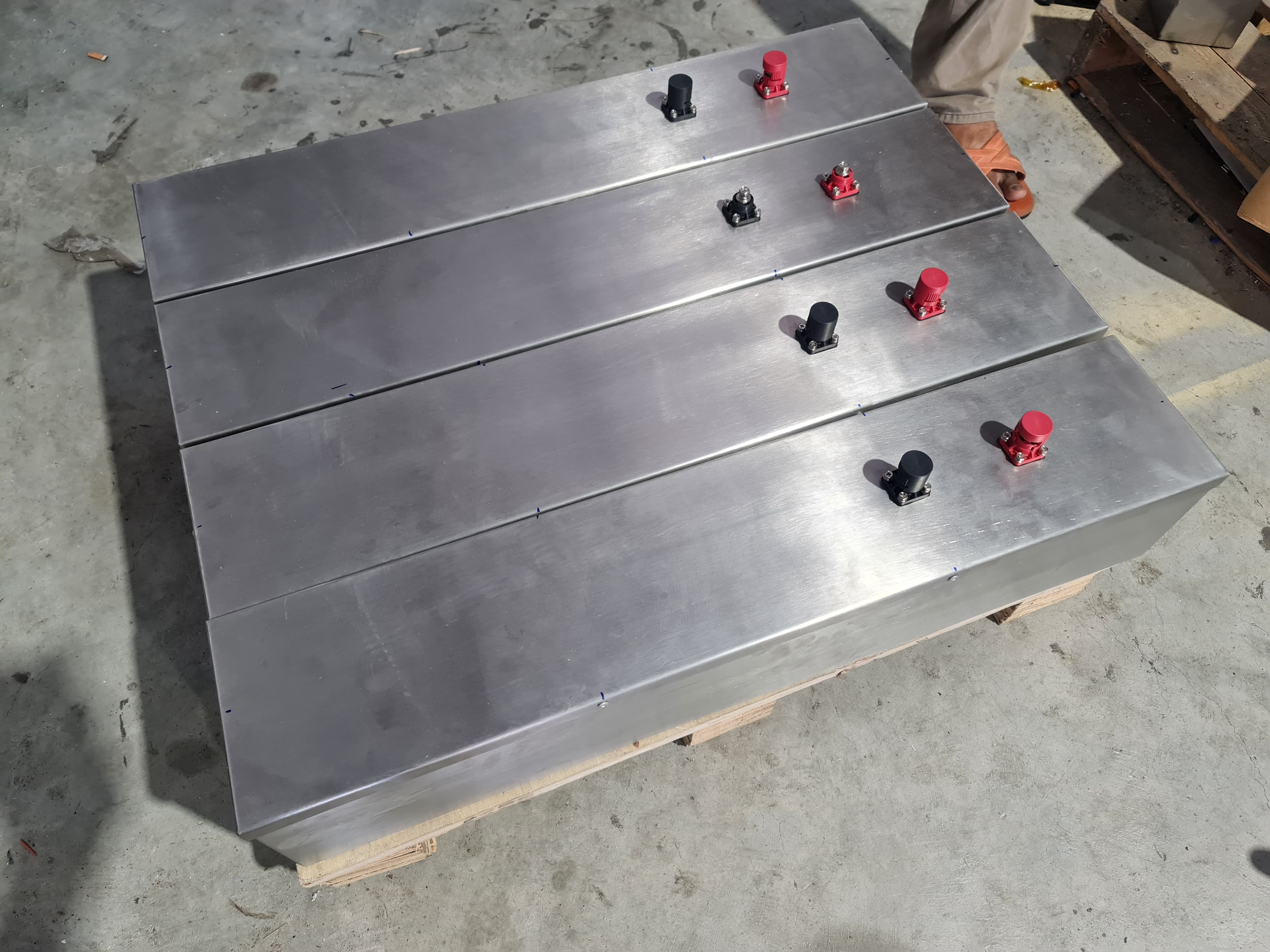 แบตเตอรี่ลิเธียม สำหรับ โฟลคลิฟท์ไฟฟ้า แฮนลิฟท์ 24v 48v