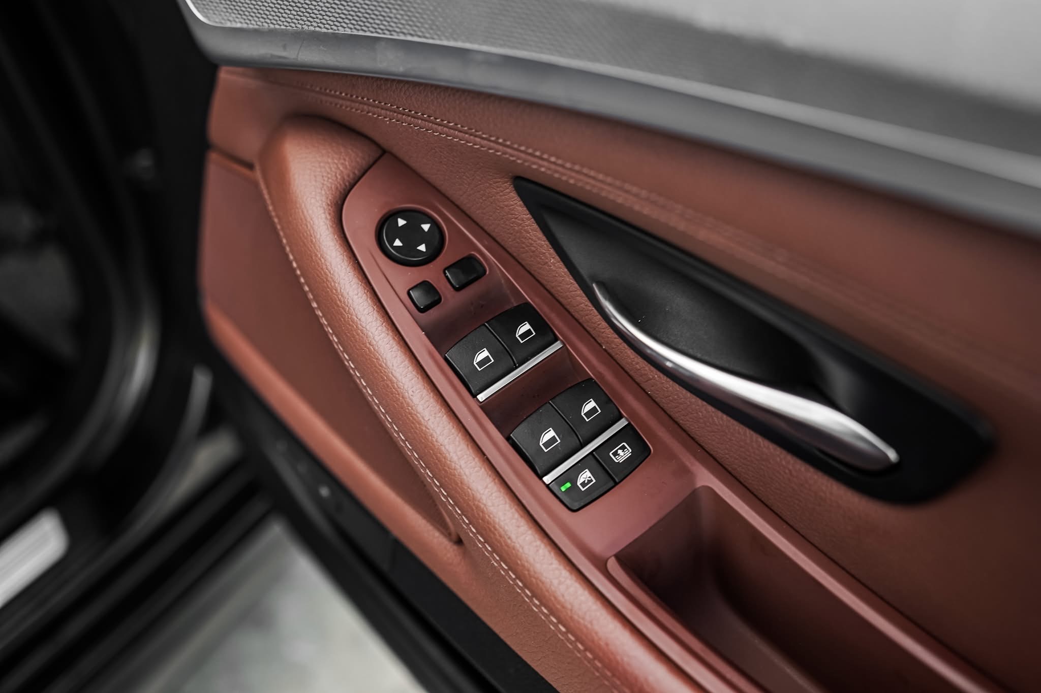 BMW 528i M Sport F10 LCI ปี 2015