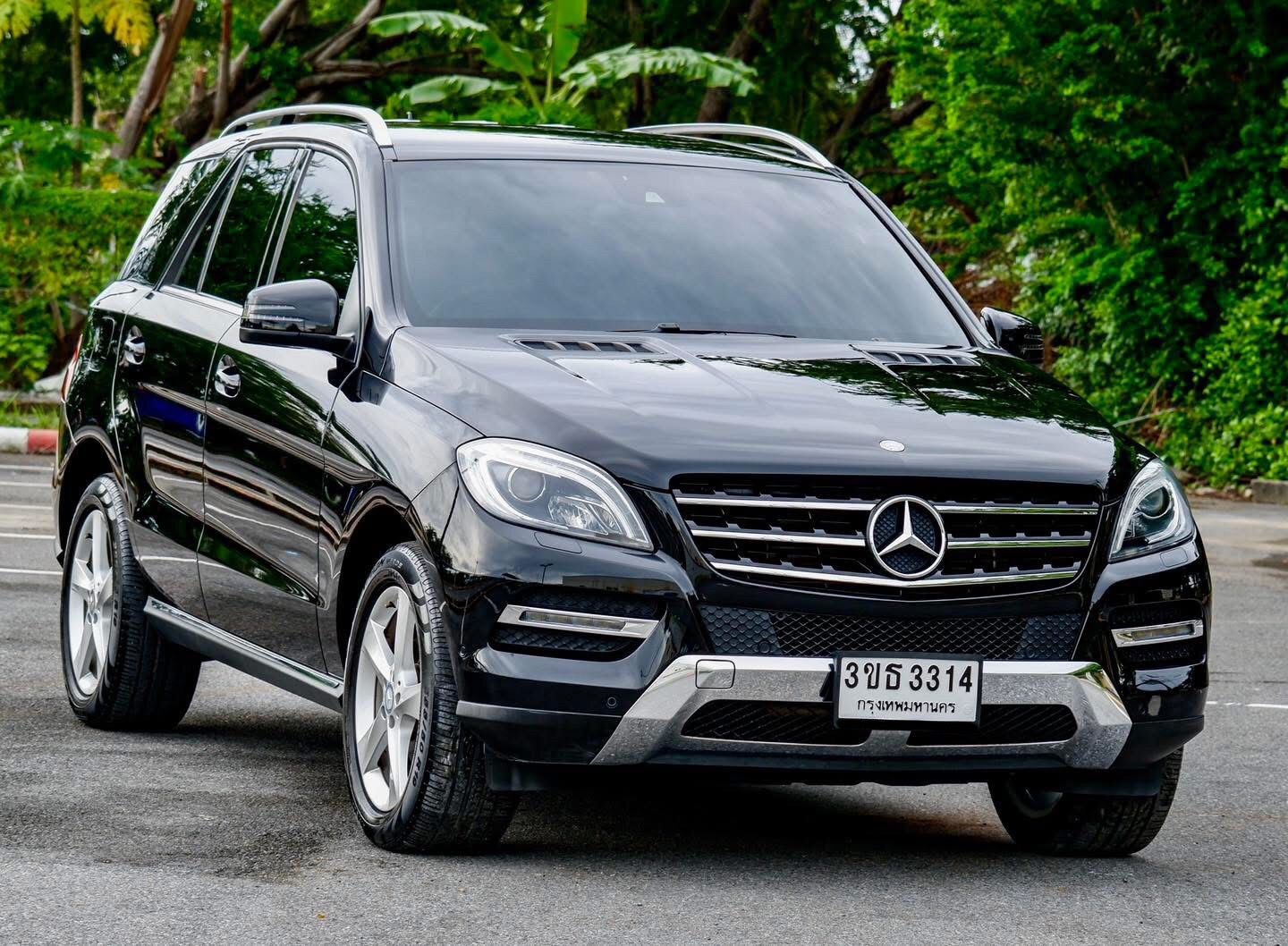 Benz ML250d Bluetec Executive 4Matic จดทะเบียนปี 2014