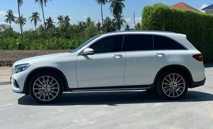 Benz GLC 250d AMG ปี2017