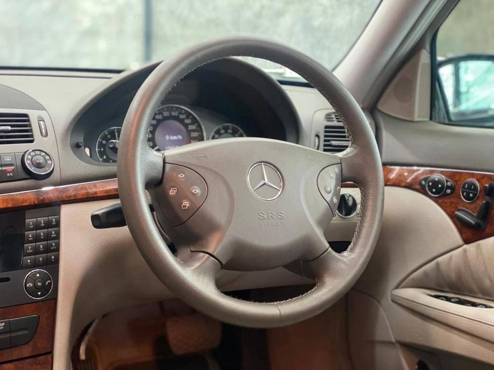 Mercedes BENZ E200 KOMPRESSOR ปี 2006