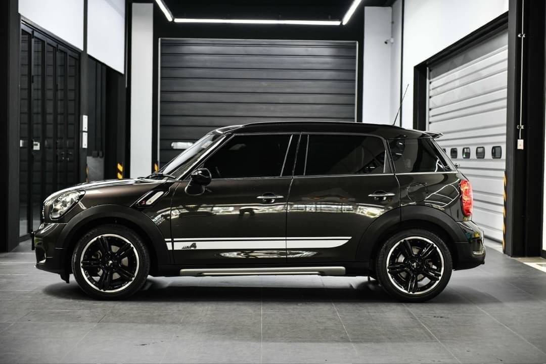 Mini Countryman SD ALL4 R60Lci ปี 2016 จด 17