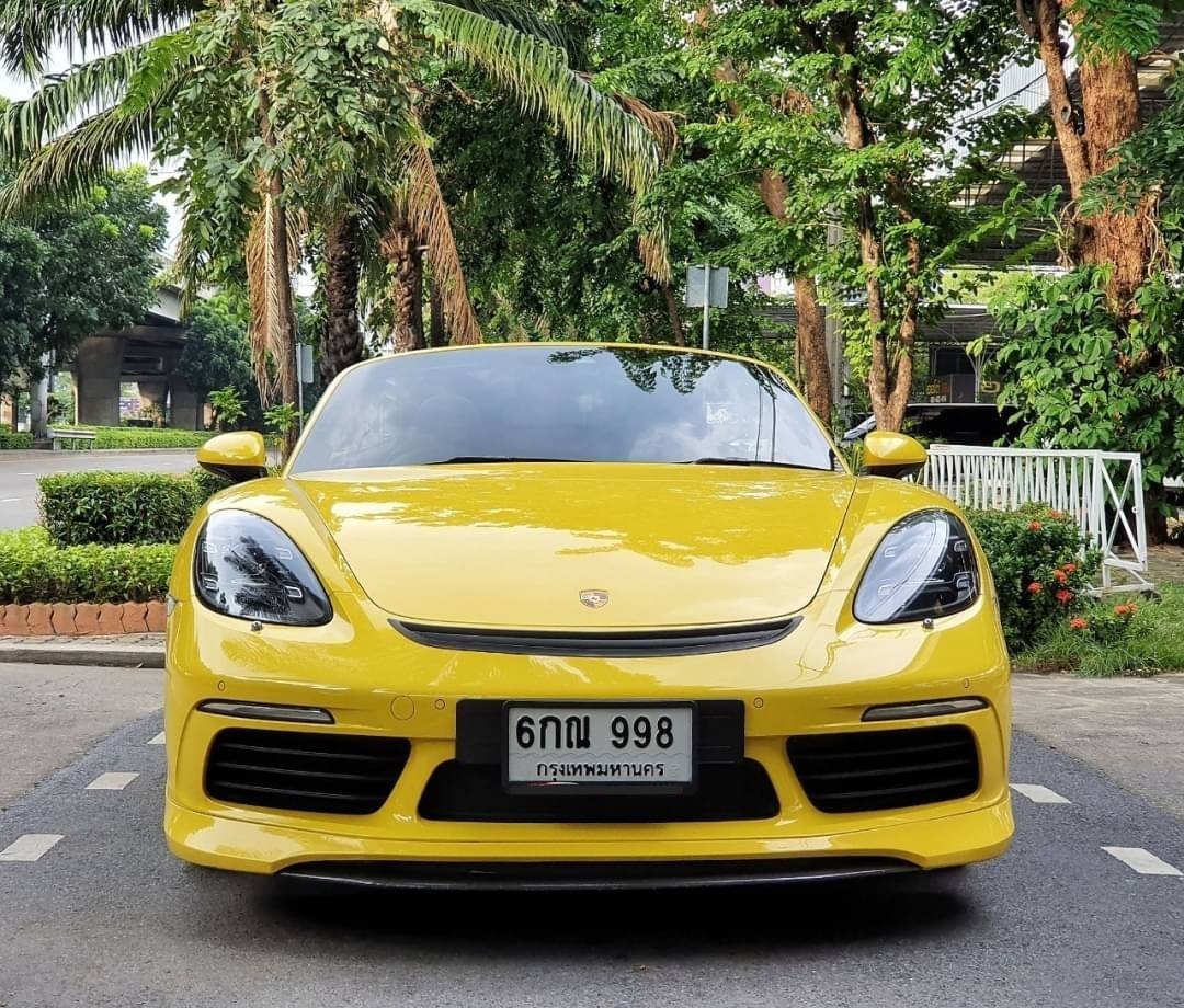 Porsche Boxster 718 ปี 2018