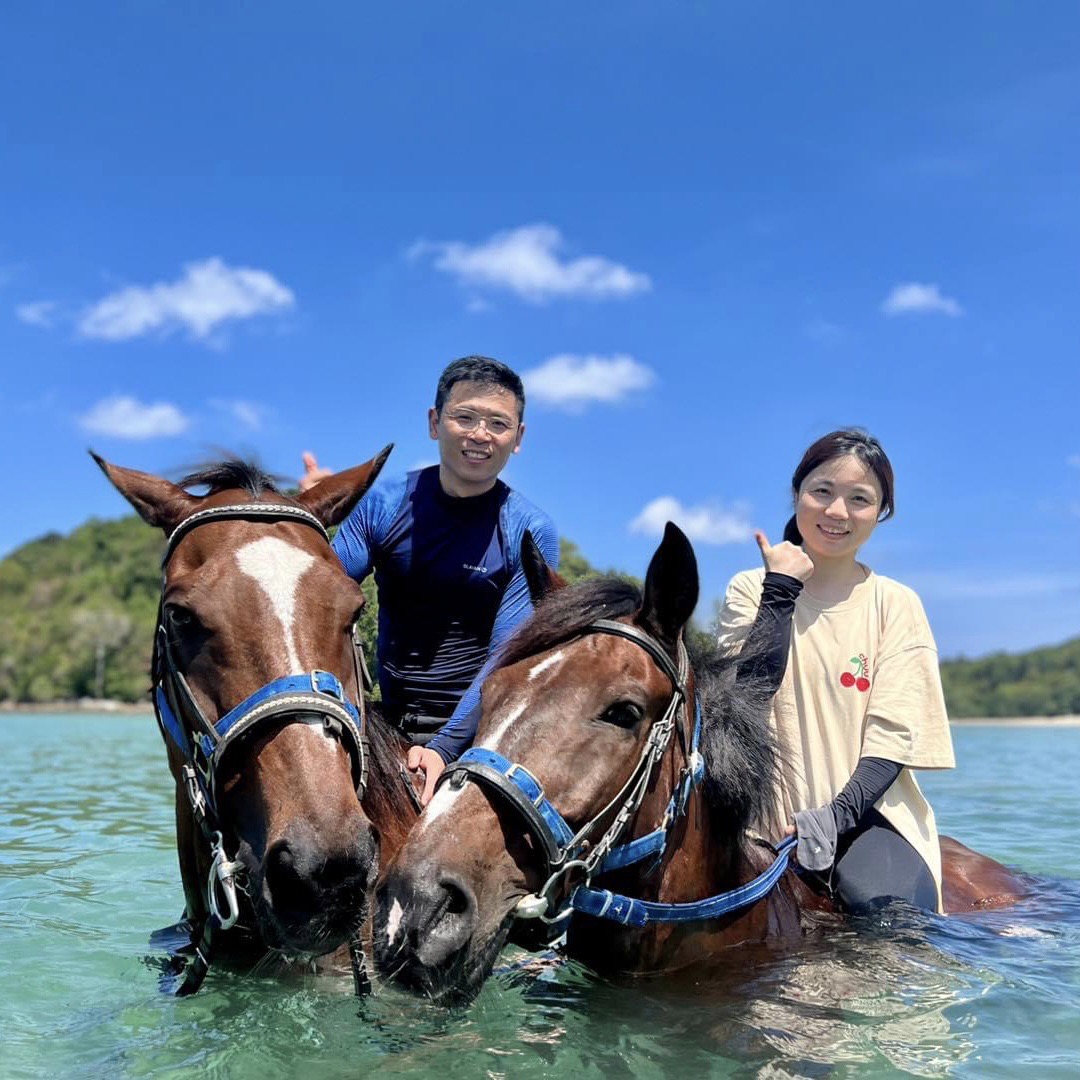 Horse Riding 1.30 Hrs. On The Beach + Swim + Feed