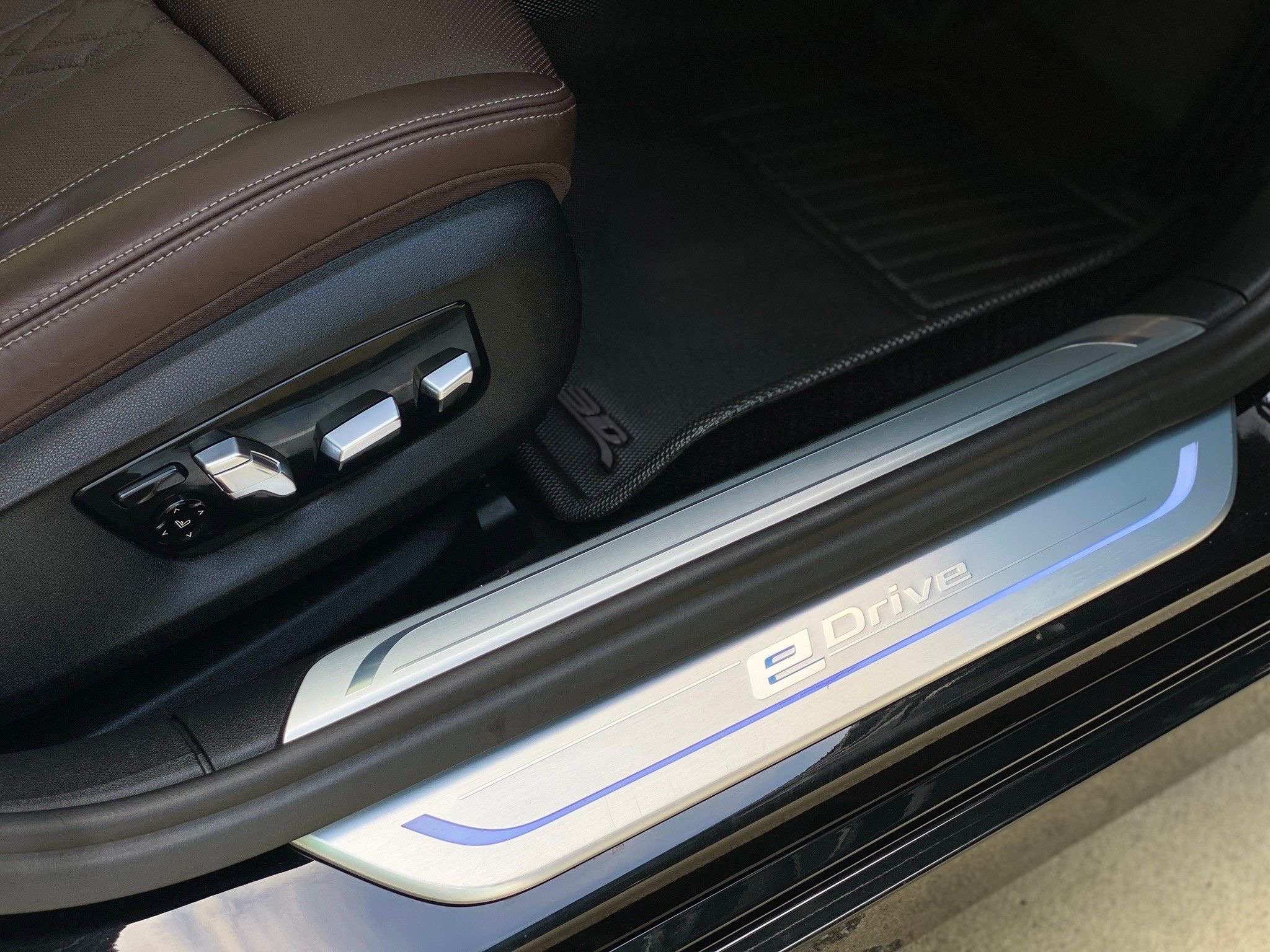 BMW 740Le xDrive Pure Excellence ปี 2017