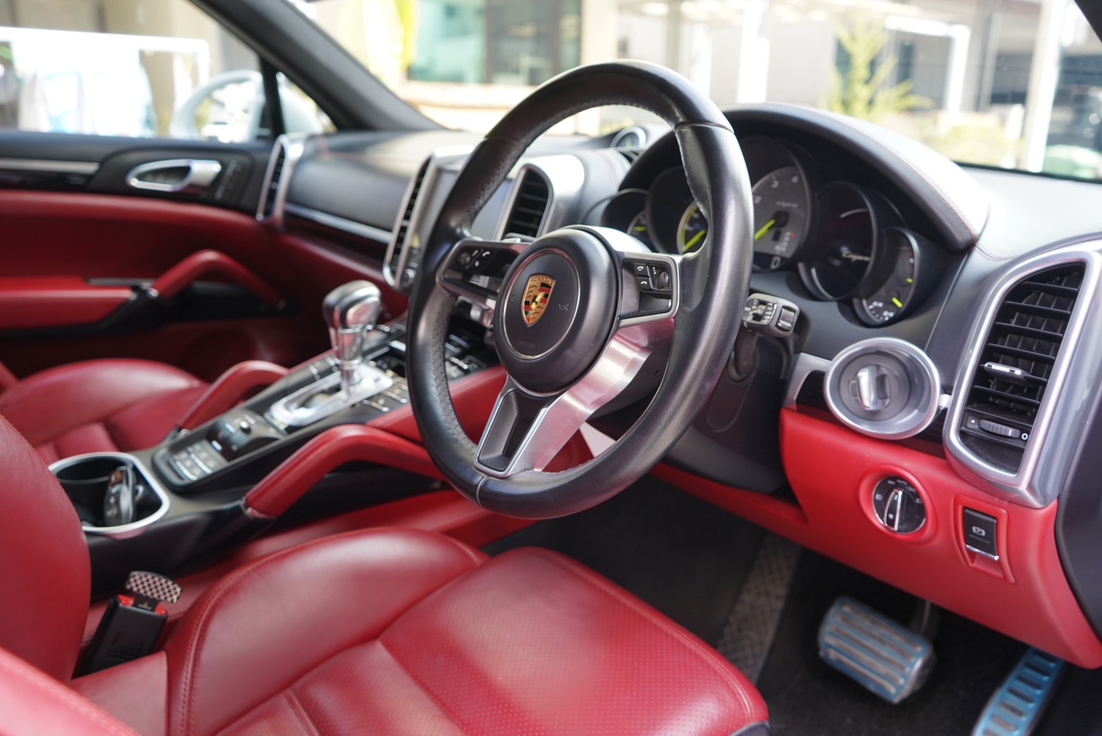 Porsche Cayenne S Plug in hybrid V6 3.0 ปี 2016
